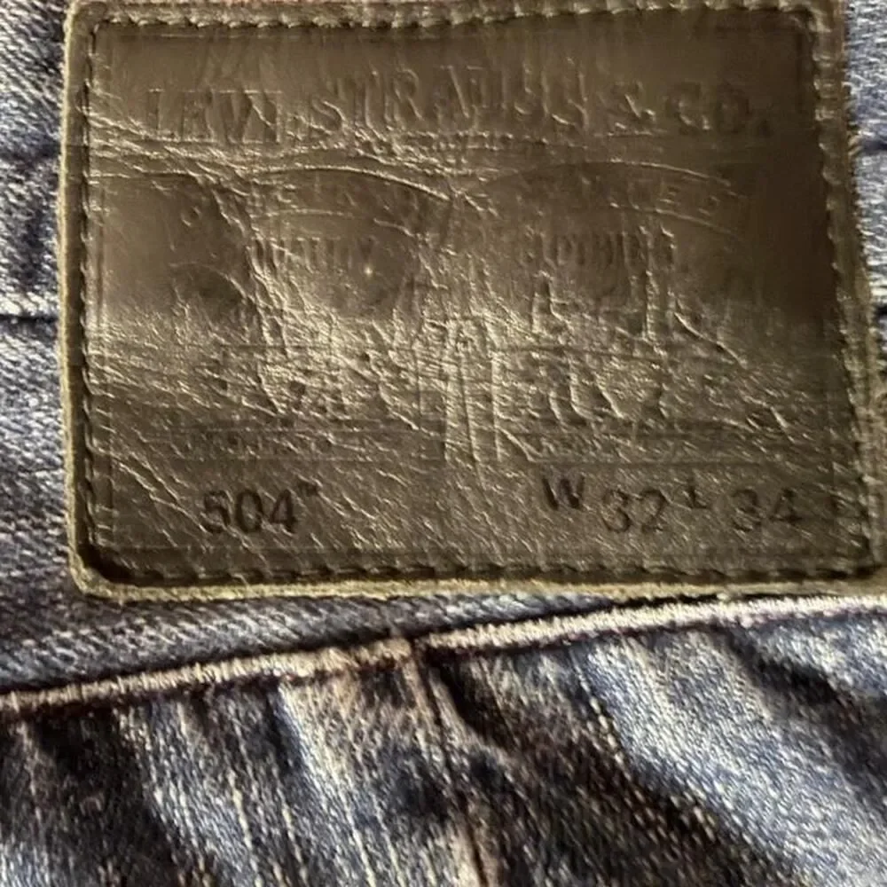 Vintage Levi’s Redloop 504 jeans in size 34x32. Rare Redloop